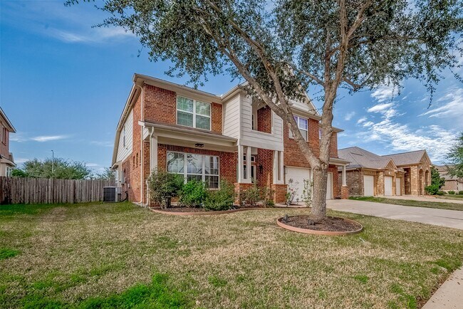 Building Photo - 8926 Silent Hills Ln