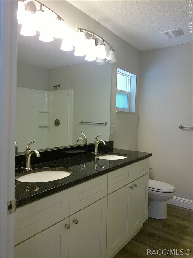 Building Photo - 9252 N Agatha Dr