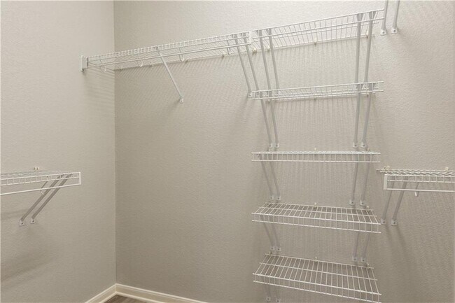 Building Photo - 1517 Hollyhock Ct