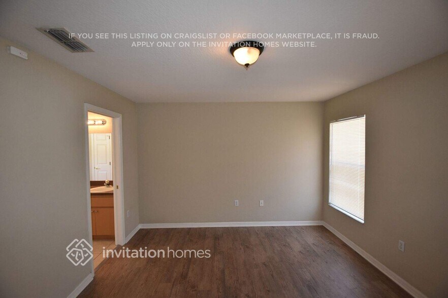 Building Photo - 5238 Snowy Heron Dr