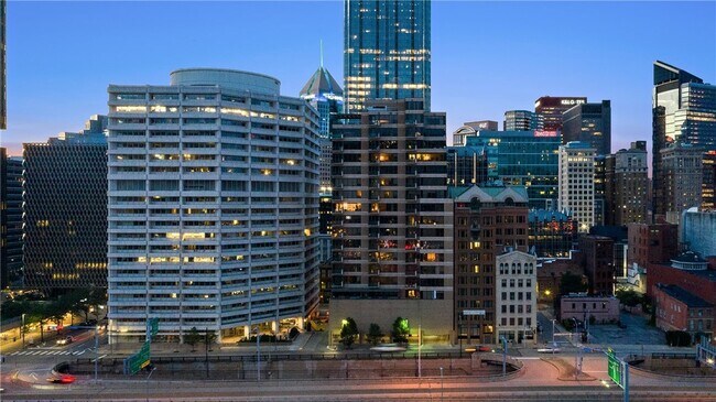 Building Photo - 151 Fort Pitt Blvd