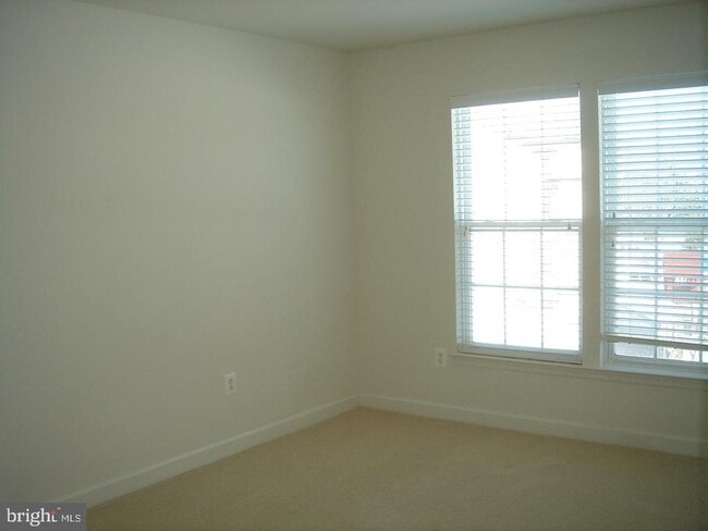 Building Photo - 11017 Baldwin Dr