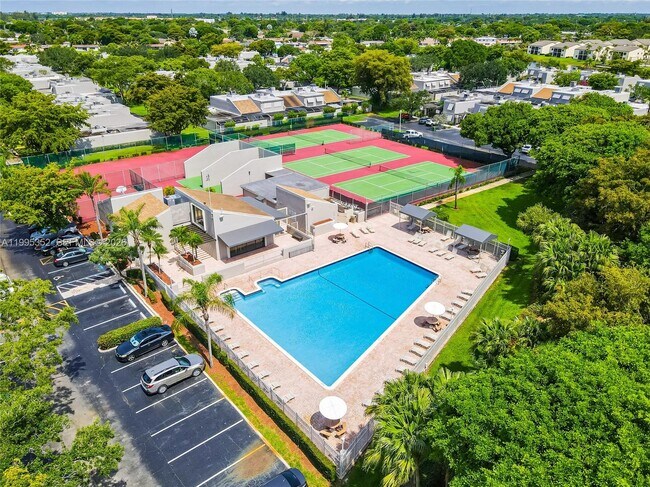 Building Photo - 1424 NW 113th Way