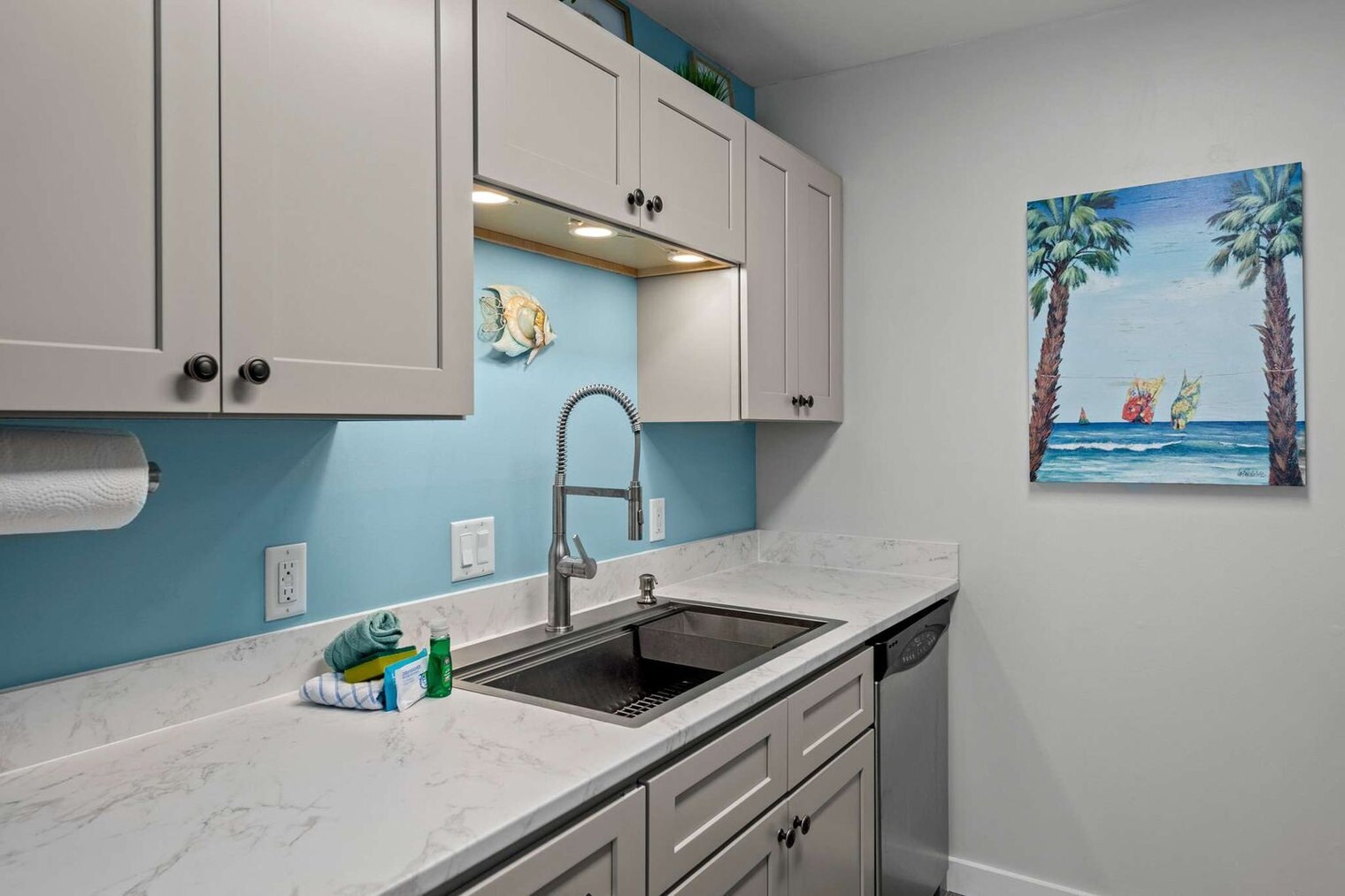 Building Photo - 22 Moreno Point Rd