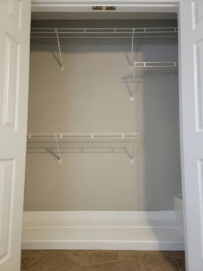 Building Photo - 513 Lumberly Ln