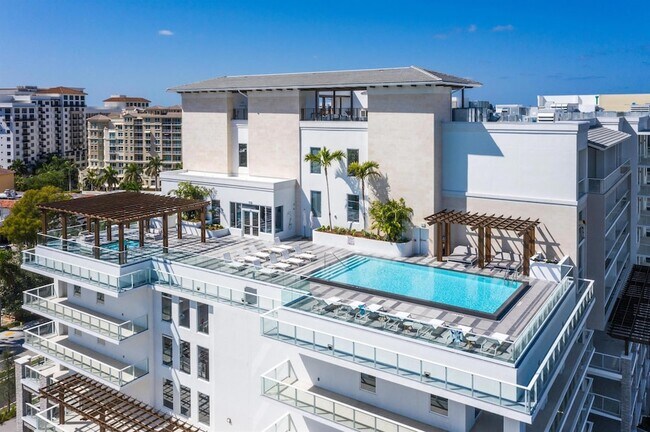 Building Photo - 200 SE Mizner Blvd