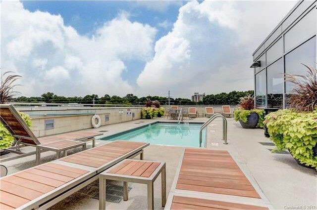 Building Photo - 1133 Metropolitan Ave