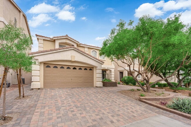 Building Photo - Beautiful 3 Bedroom Home!