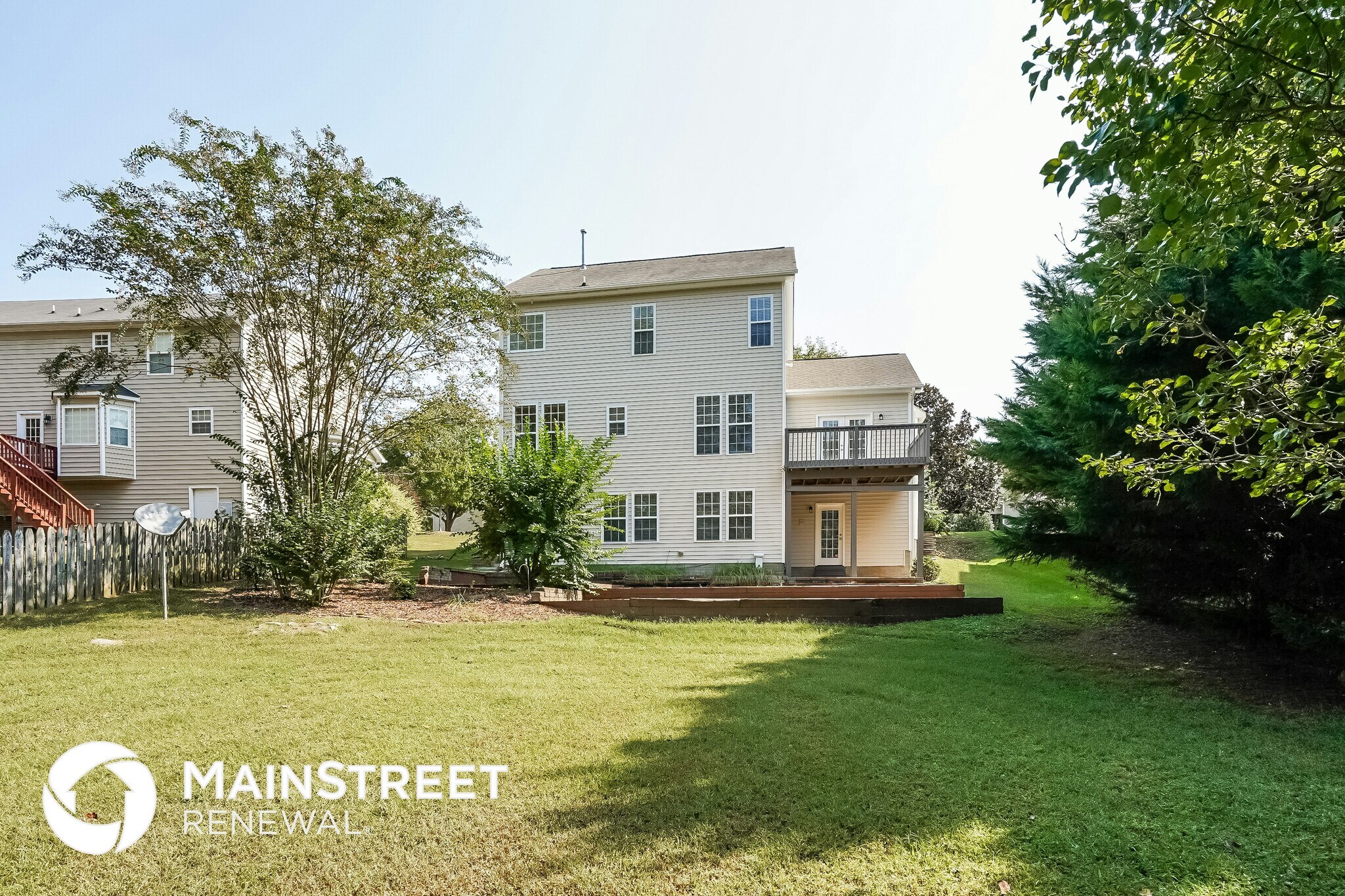 Building Photo - 512 Deacon Ridge St