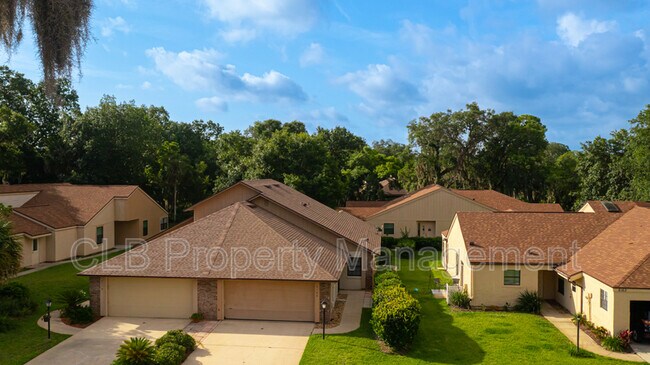 Building Photo - 6160 Sequoia Dr