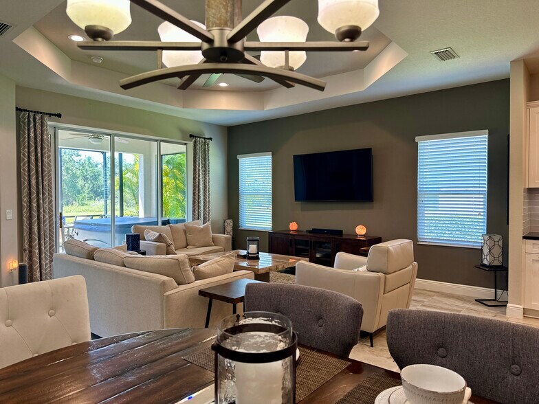 Living Room - 4737 Deep Creek Ter