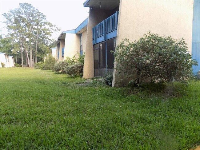 Building Photo - 2811 SW Archer Rd