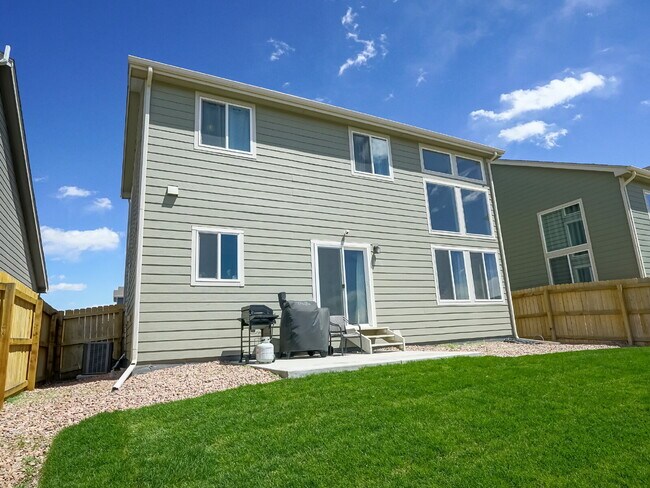 Building Photo - Discover your new home in this beautifully...