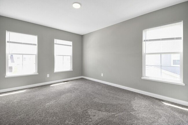 Building Photo - 568 Wellington Cross Drive