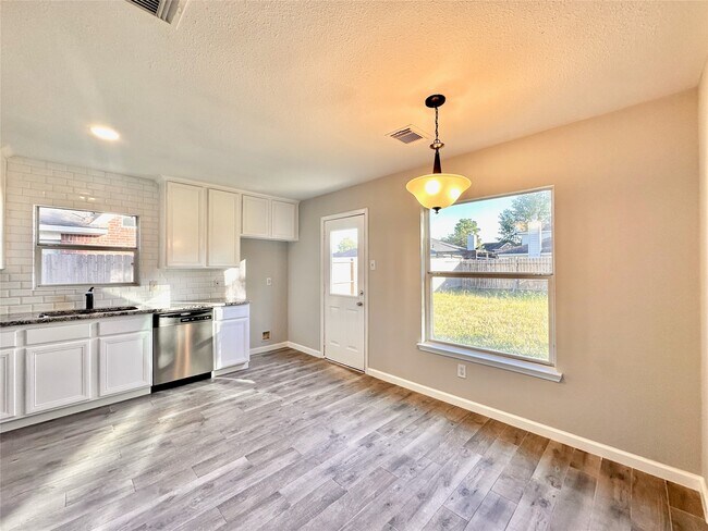 Building Photo - 3042 Trinity Pass Ct