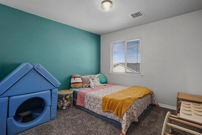 Building Photo - 3873 Loma Cortez Dr