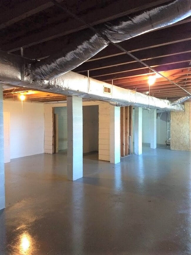 Building Photo - 1164 Bowman Loop