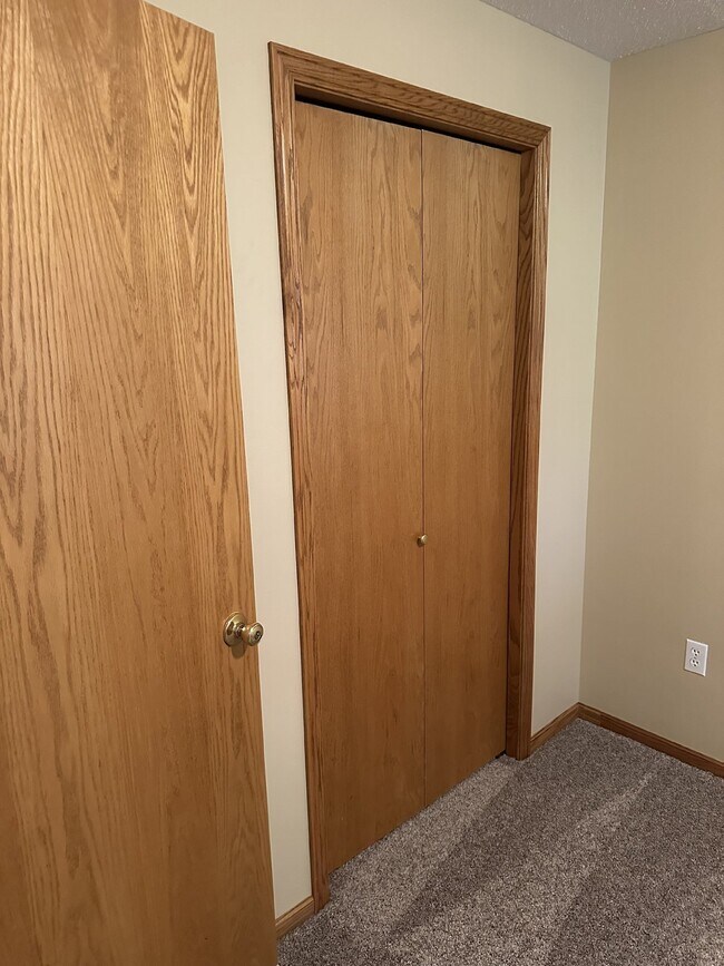 Building Photo - 3502 28th St SW