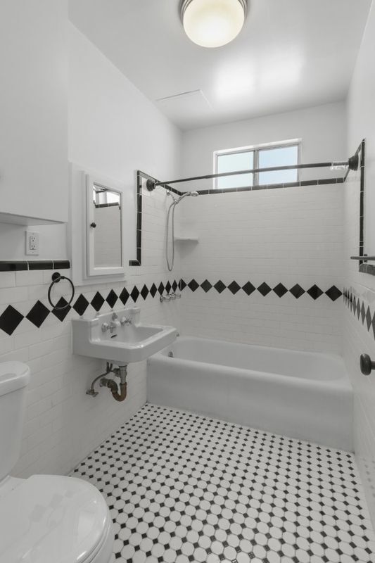Building Photo - 6282 Commodore Sloat Dr