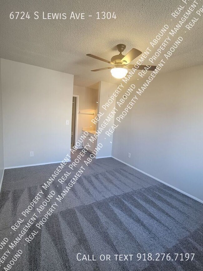 Building Photo - 6724 S Lewis Ave