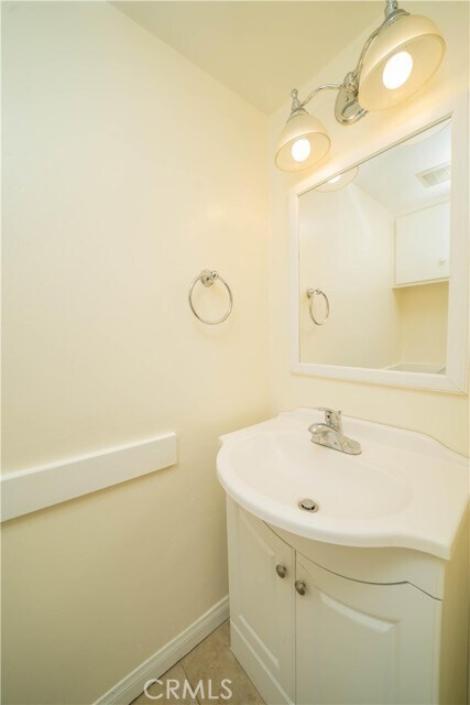 Building Photo - 4938 Argyle Dr