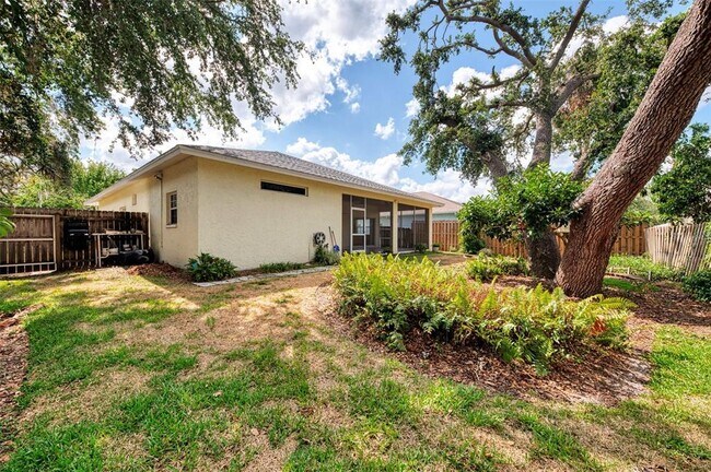 Building Photo - 4350 Iola Dr