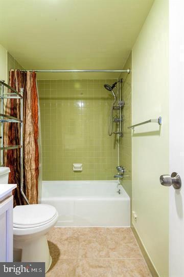 Building Photo - 1121 University Blvd W