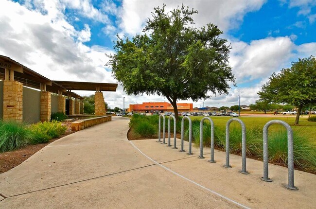 Building Photo - 373 Lacey Oak Lp