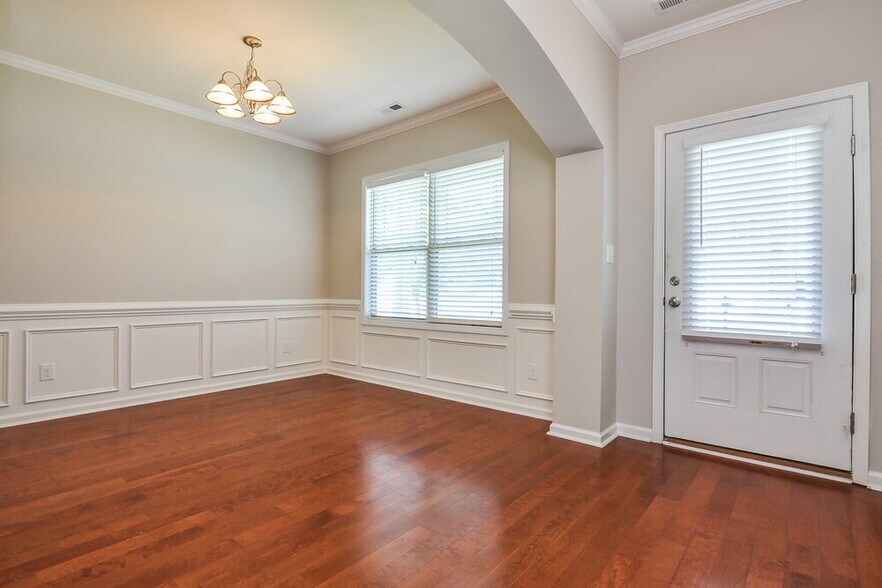 Building Photo - 4134 White Kestrel Dr