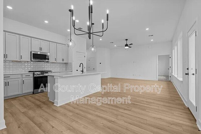 Building Photo - 217 Flowering Senna Dr
