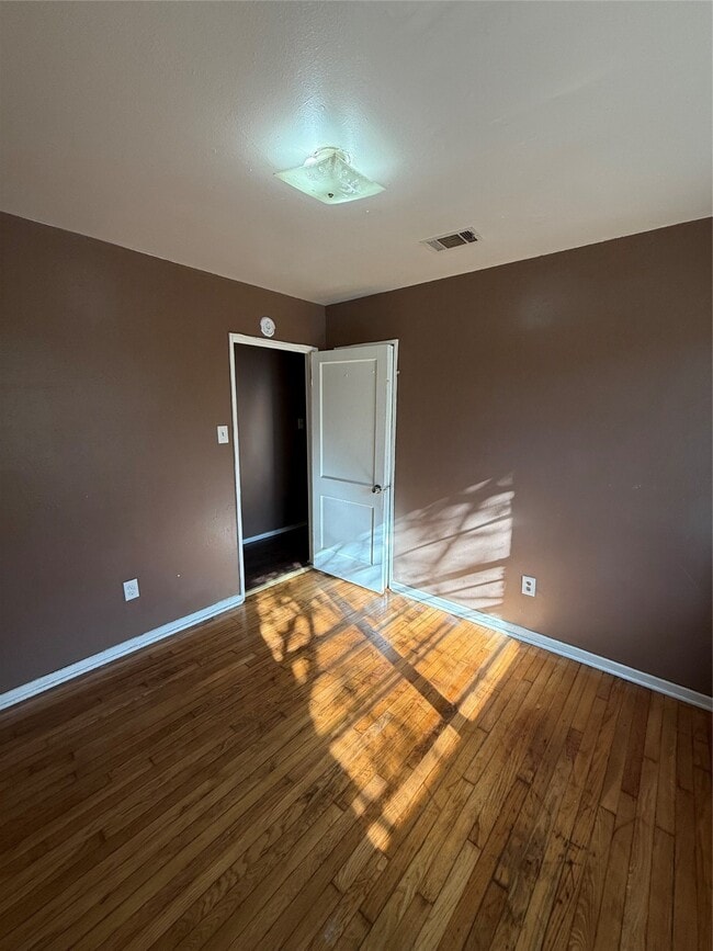 Building Photo - 5215 Bellfort Ave