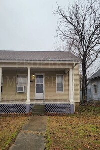 Building Photo - 2 bedroom apartment in Coffeyville for rent.