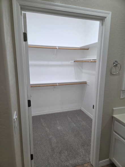 Building Photo - 328 La Paz St