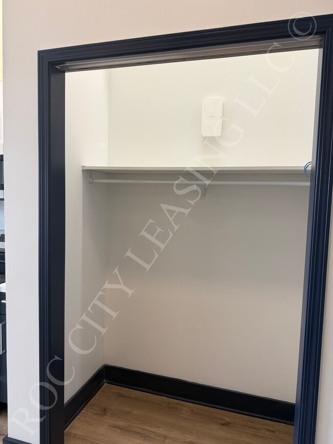 Building Photo - 151 St Paul St