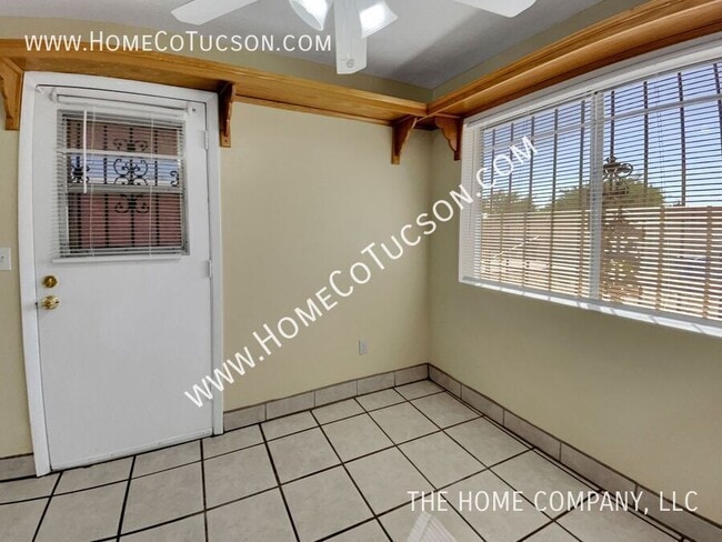 Building Photo - 5102 Fremont Ave