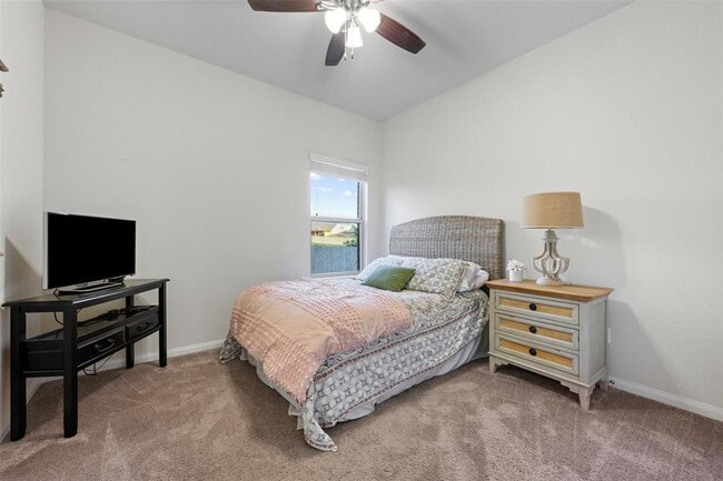 Building Photo - 489 Shale Cir