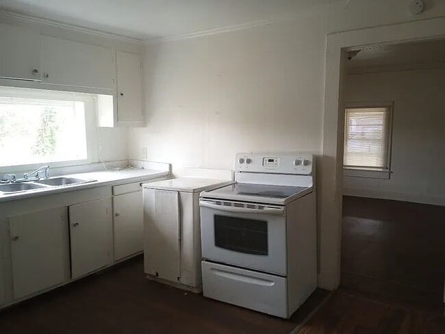 Building Photo - 2 Bedroom 1 Bathroom in Greer. SC