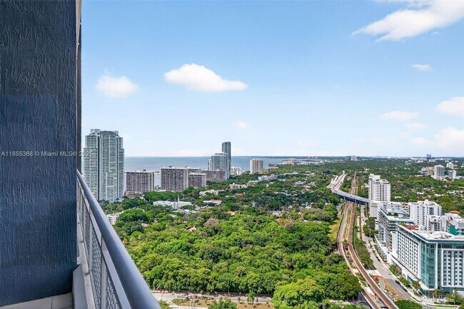 Building Photo - 60 SW 13th St