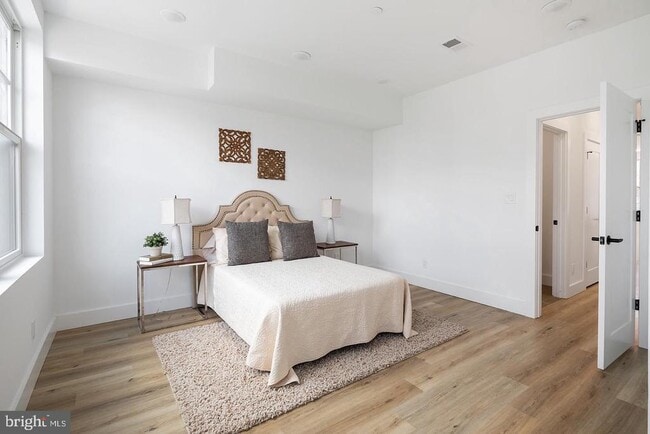 Building Photo - 3108 Clifford St