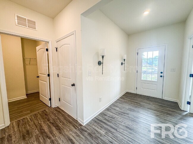 Building Photo - 3919 Wilum Cir