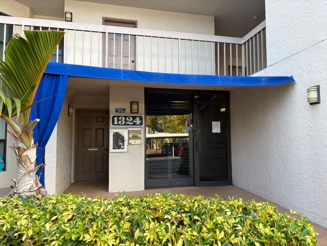 Building Photo - 1324 Pasadena Ave S