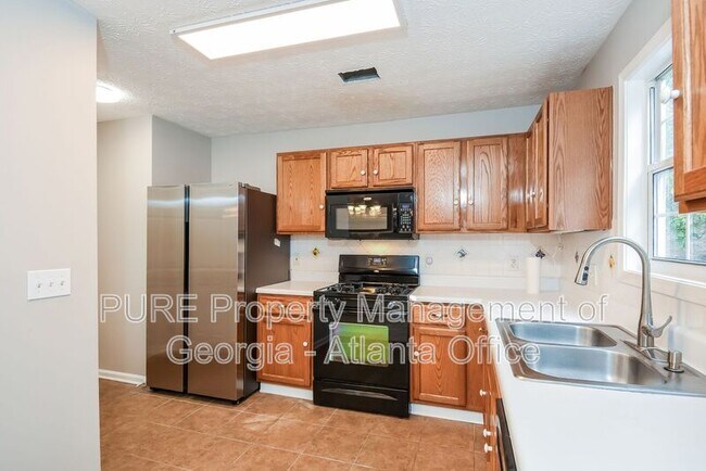 Building Photo - 179 Weatherstone Dr