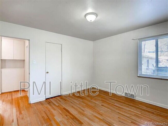 Building Photo - 2491 S Corona St