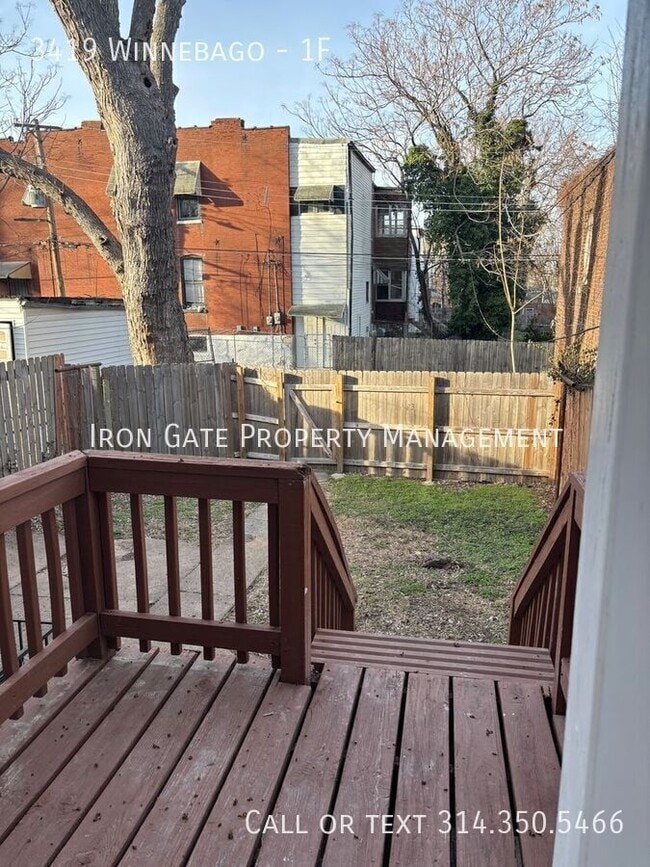 Building Photo - 3419 Winnebago-1F