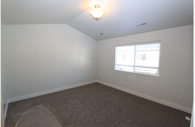 Building Photo - New Lehi Exchange Townhouse available!