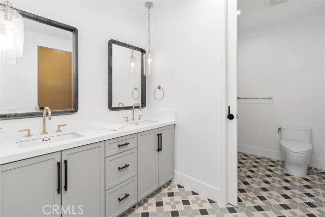 Building Photo - 4261 Uptown Newport Dr