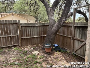 Building Photo - 13911 Hohmann Ct