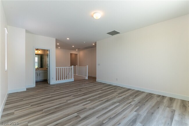 Building Photo - 12333 Silvana St