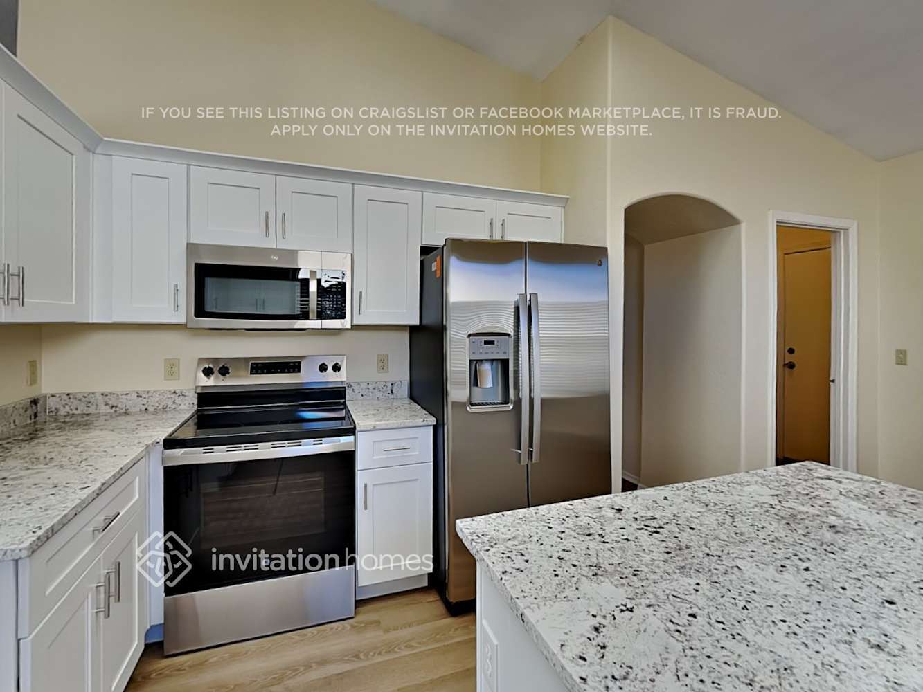 Building Photo - 5915 W Manzanita Ct