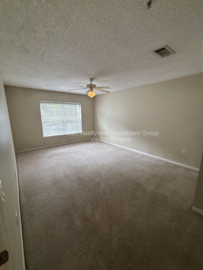 Building Photo - 4274 Calinda Ln